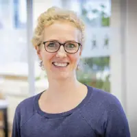 Katharina Kretz-Popovic, Ansprechpartnerin Unternehmenspartnerschaften