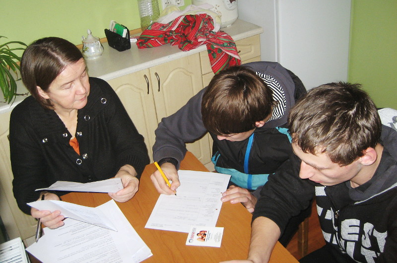 Kaliningrad, Hilfe für jugendliche Waisen: Beratung in allen Lebensfragen